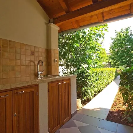 Apartment Fuer 4 Personen Ca 52 Qm In Fazana, Istrien Istrische Riviera *