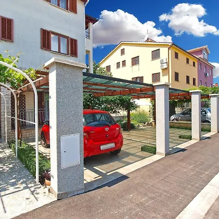 Apartment Fuer 4 Personen Ca 52 Qm In Fazana, Istrien Istrische Riviera *